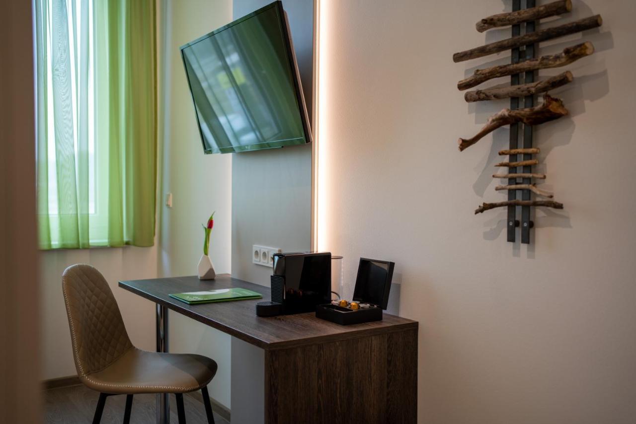 Eee Hotel Graz Pirka エクステリア 写真